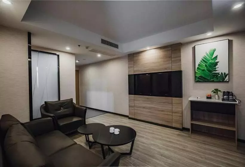 ホテル Thank Inn Plus Weifang Kuiwen District Century Taihua People S Hospital