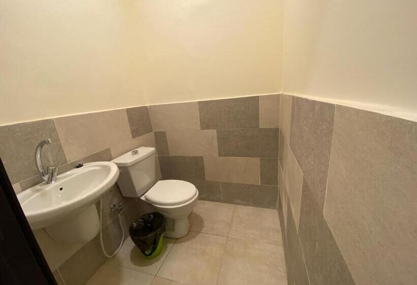 هتل The 1st Night