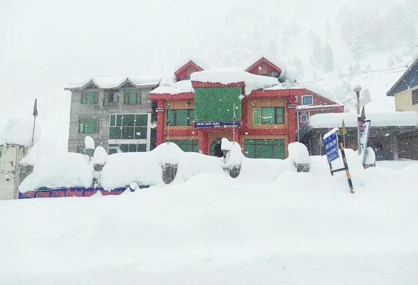 New Zum Zum Hotel & Restaurant