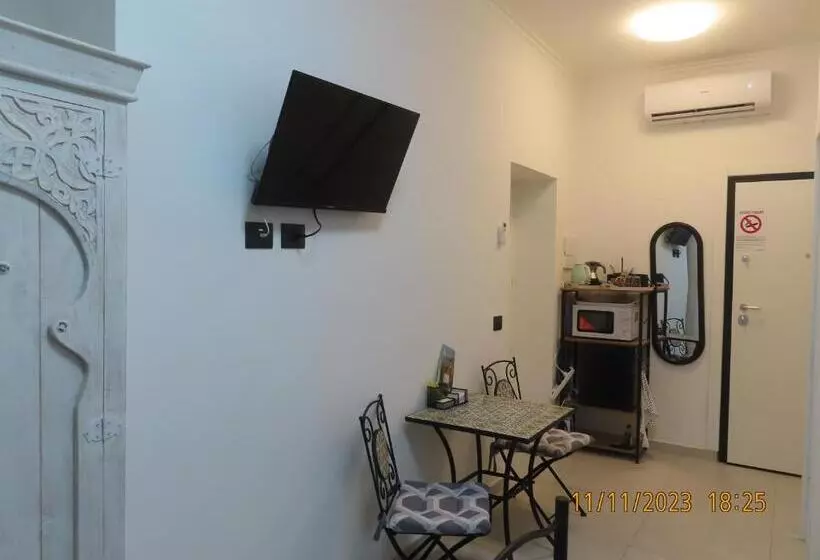 پانسیون Amici Holidey Camera Stazione