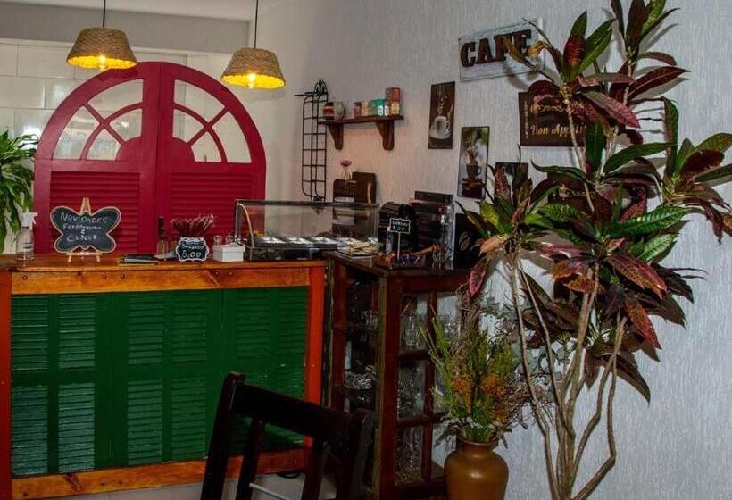 پانسیون Celeiro Café Com Arte