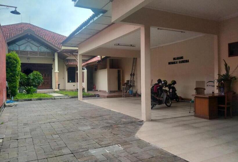 Pensão Griya Teratai