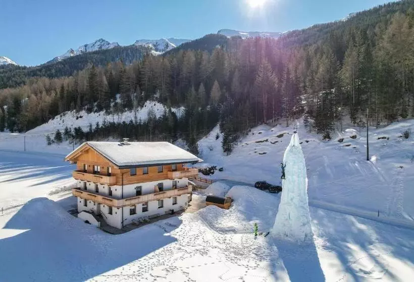 Majatalo Nedererhof   Zimmer Edelweiß Mit Gemeinschaftsküche