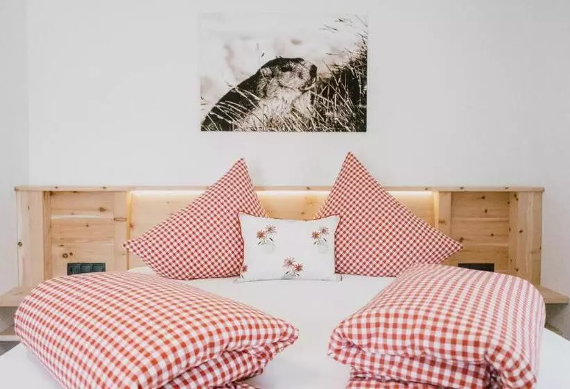 Majatalo Nedererhof   Zimmer Edelweiß Mit Gemeinschaftsküche