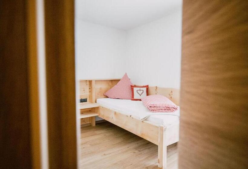 פנסיון Nedererhof Zimmer Edelweiß Mit Gemeinschaftsküche