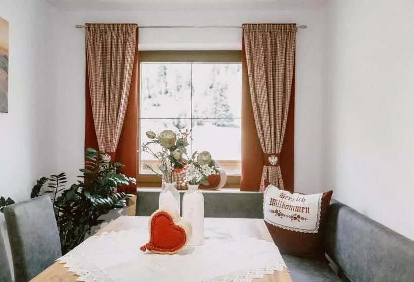 Majatalo Nedererhof   Zimmer Edelweiß Mit Gemeinschaftsküche