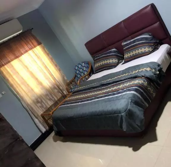 Royal Kamak Hotel Tema