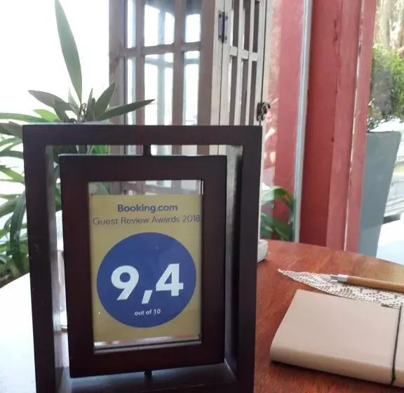 Retkeilymaja Baraka   Posada