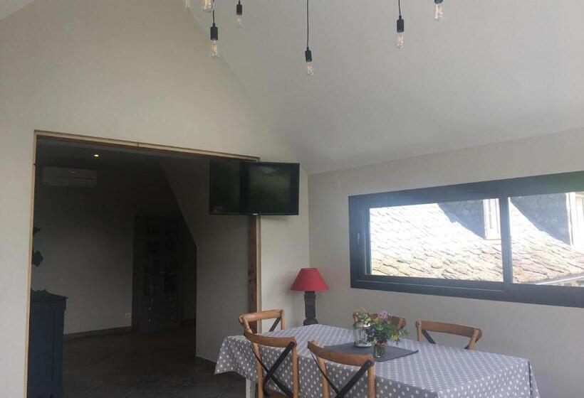 ベッドアンドブレックファースト Chez Mary Elise