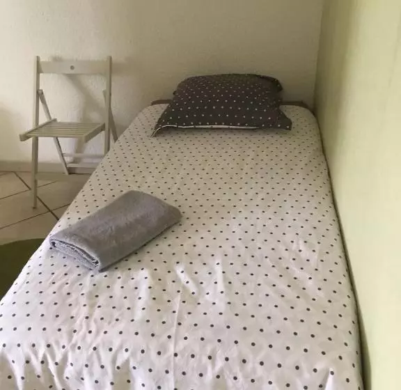 Aamiaismajoitus (B&B) La Closerie Du Chêne Bleu