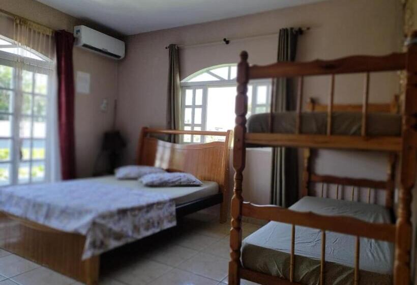 Hostel Da Ilha De Sao Francisco Do Sul