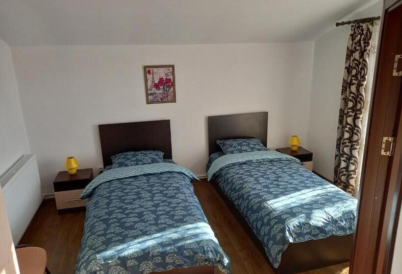 هتل Agropensiunea Giurca