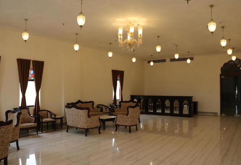 Hotel Anandit International