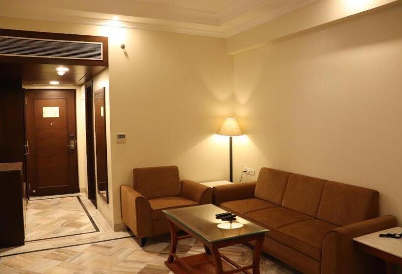 Hotel Anandit International