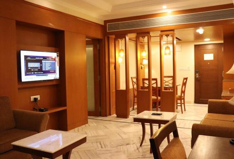 Hotel Anandit International