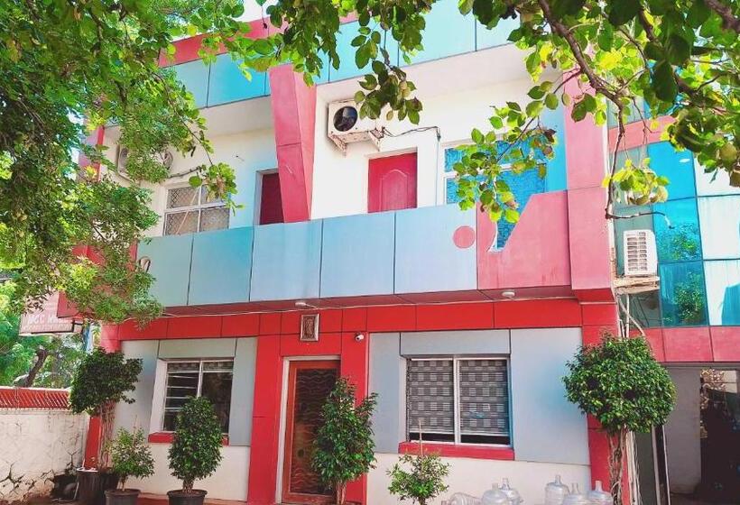 Отель Collection O Bp Resort Ecr