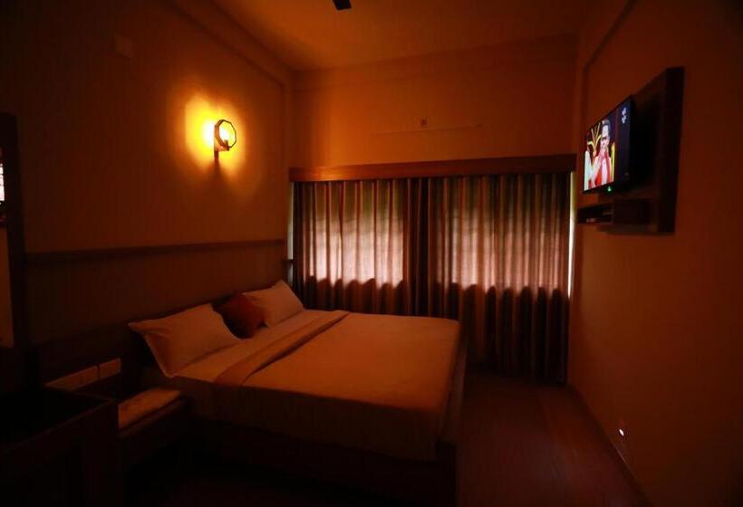 Hotel Haksons Residency