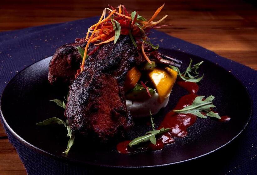 호텔 The Manor House Kolkata