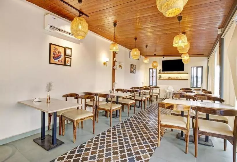 ホテル Townhouse Oak Passport Inn