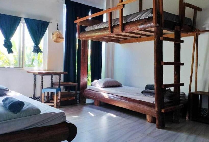 Отель Urban Farmhouse