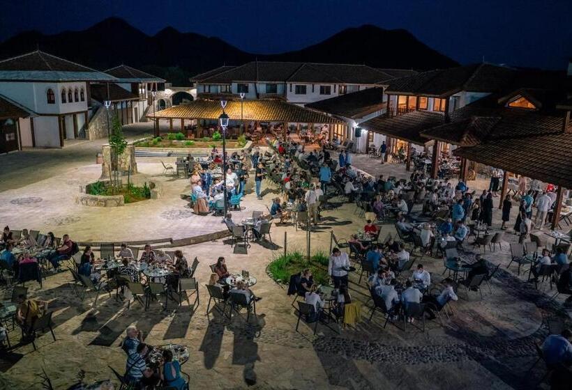 هتل Varoš čaršija