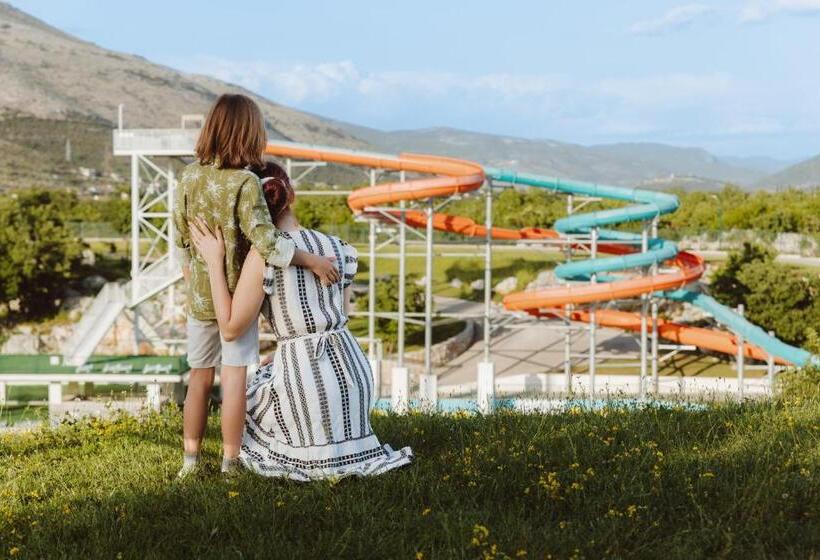 هتل Varoš čaršija