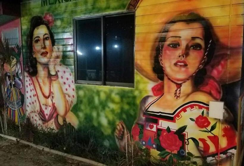 Mexican Resortlampang