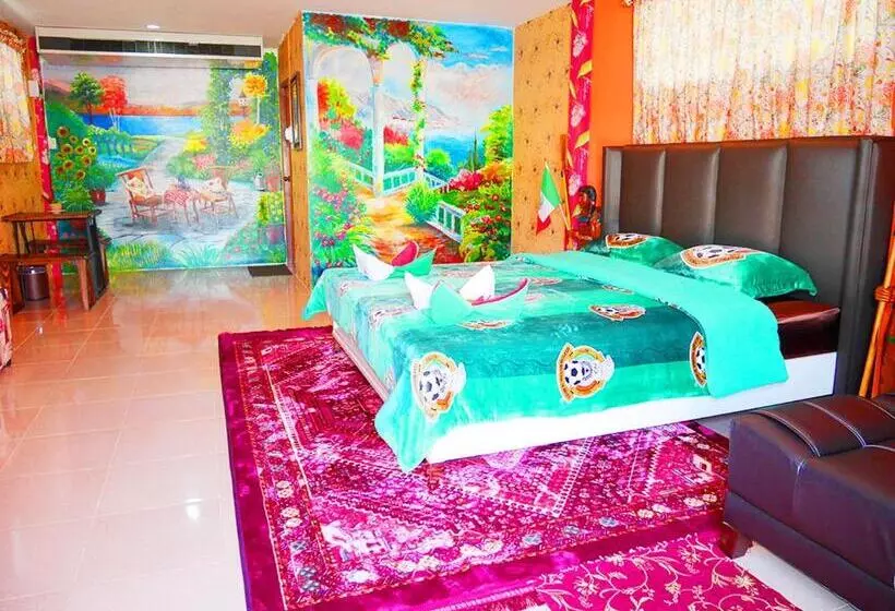 Mexican Resortlampang