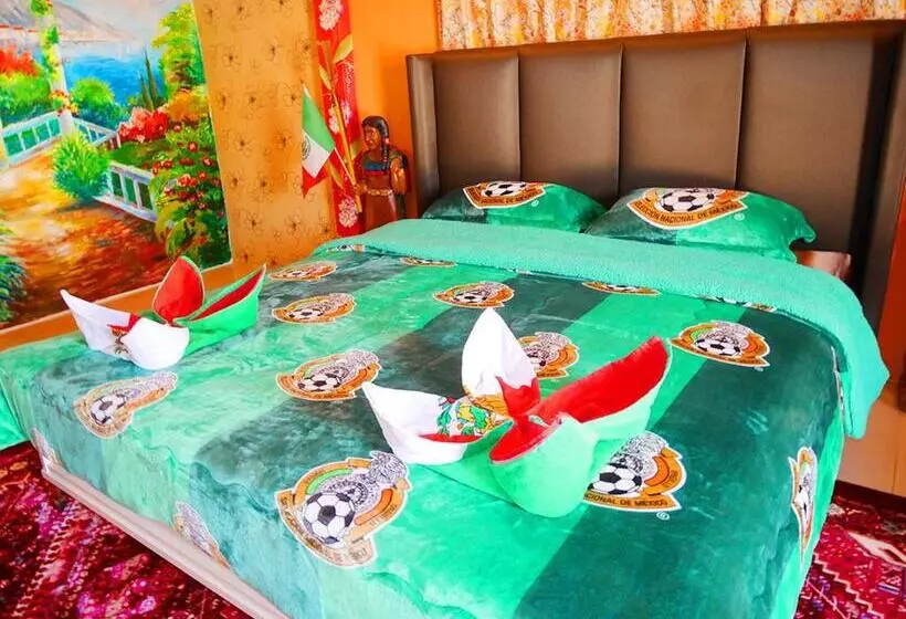 Mexican Resortlampang