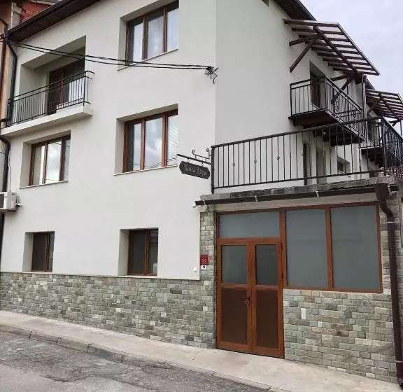 ペンション Baba Dora Guesthouse