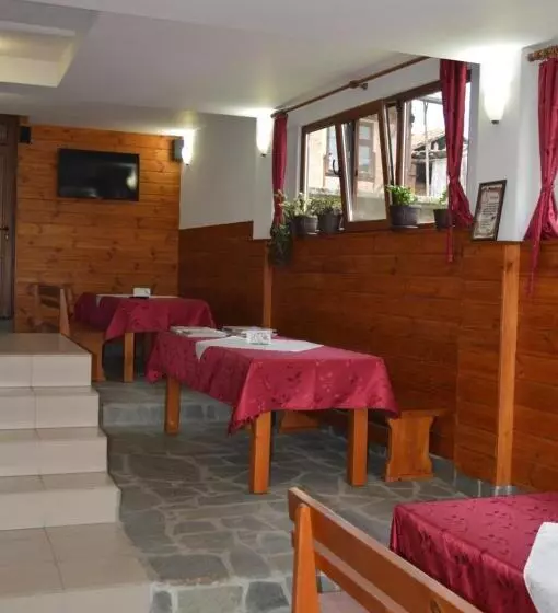ペンション Baba Dora Guesthouse