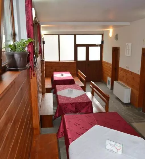 ペンション Baba Dora Guesthouse