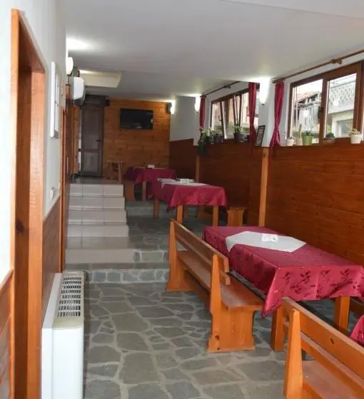 ペンション Baba Dora Guesthouse