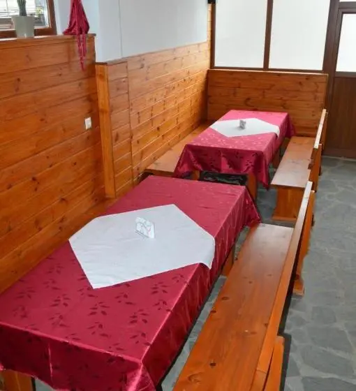 ペンション Baba Dora Guesthouse