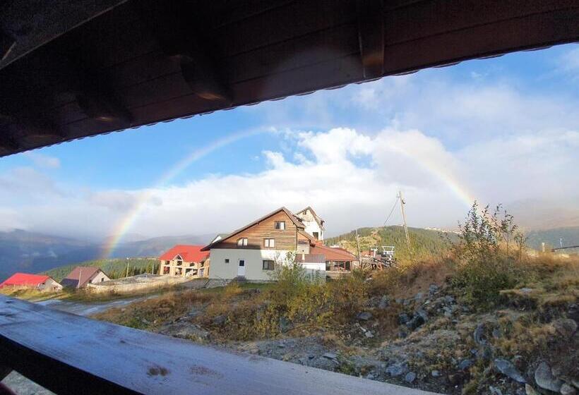 ペンション Cabana Rares