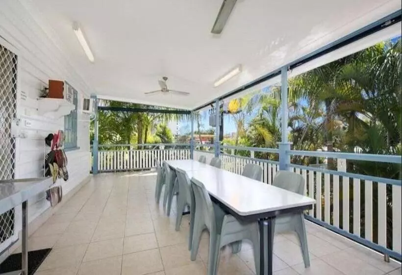 Majatalo Cairns Sunshine Lodge