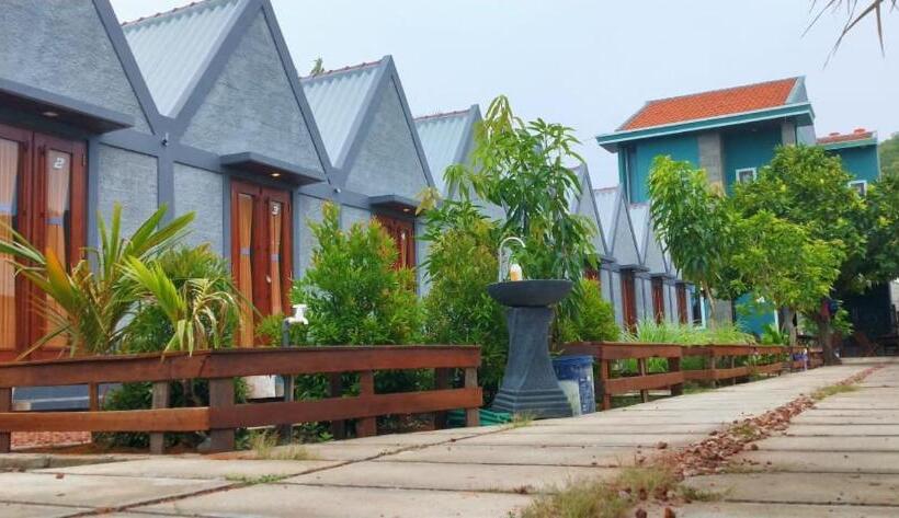 Pension E2 Guest House