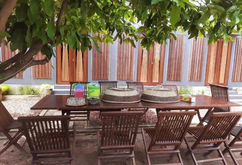 Pensió E2 Guest House
