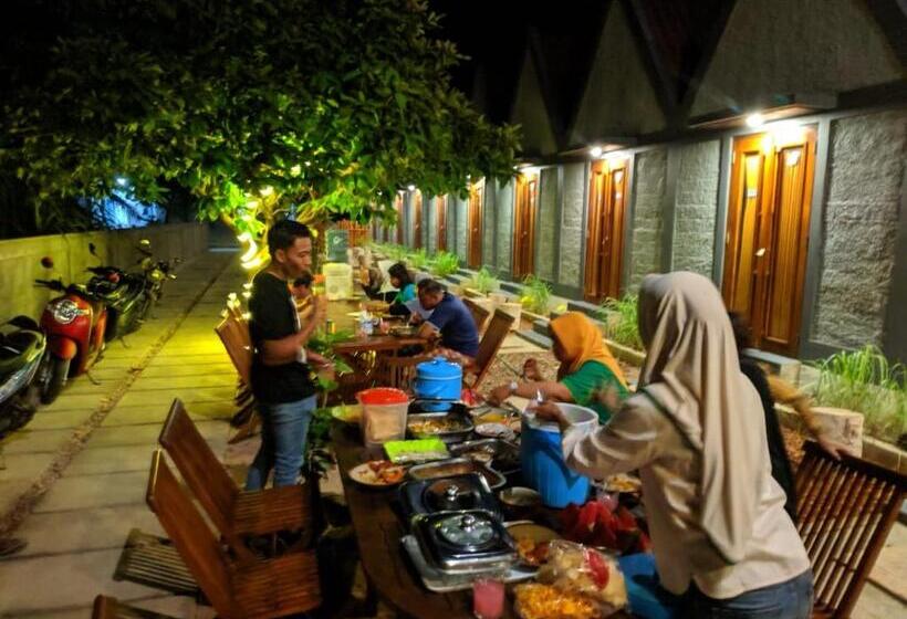 Pension E2 Guest House