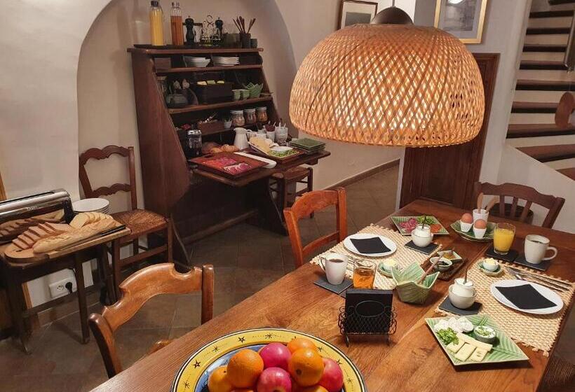 بنسيون La Maison Provençale