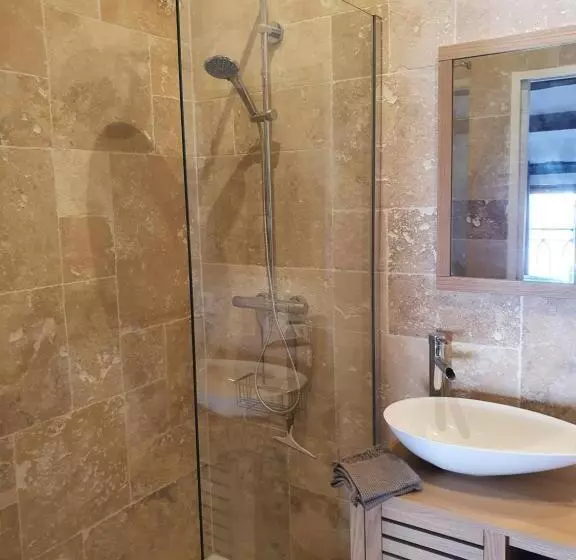 ペンション La Maison Provençale