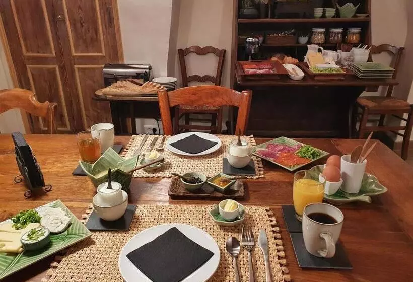 ペンション La Maison Provençale