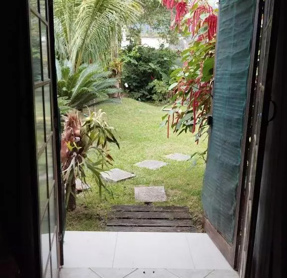 Majatalo Le Boutique Suítes   Praia De Maresias