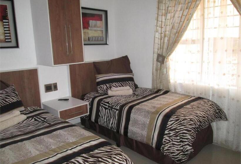 ペンション Mgh Guest House Klerksdorp