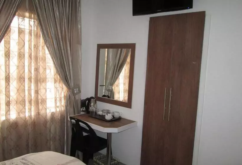 ペンション Mgh Guest House Klerksdorp