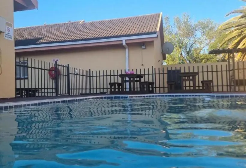 ペンション Mgh Guest House Klerksdorp