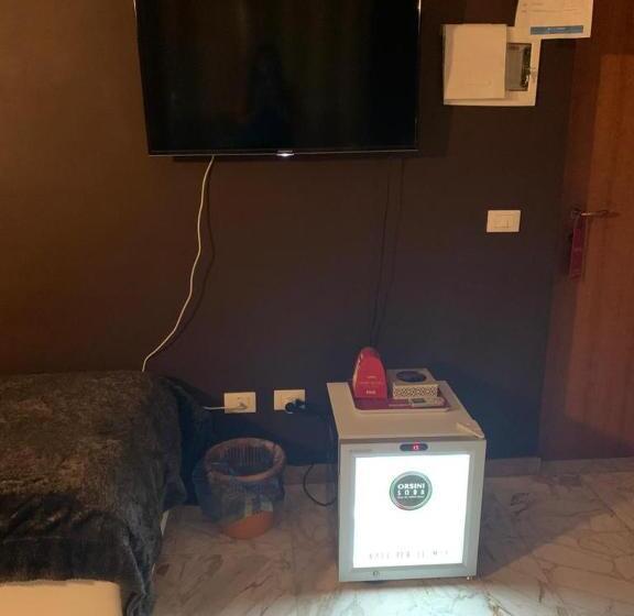 膳宿费 Mo  Affittacamere Tavola Calda Caffetteria