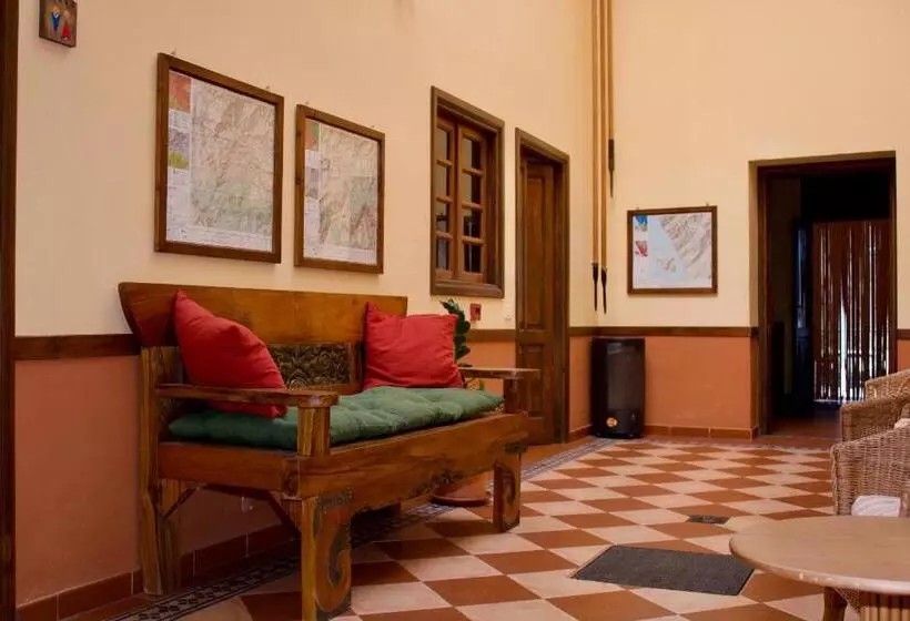 Majatalo Refugio El Hornillo