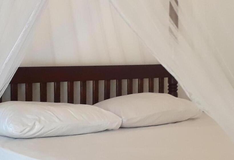 بنسيون Sun And Surf Rest