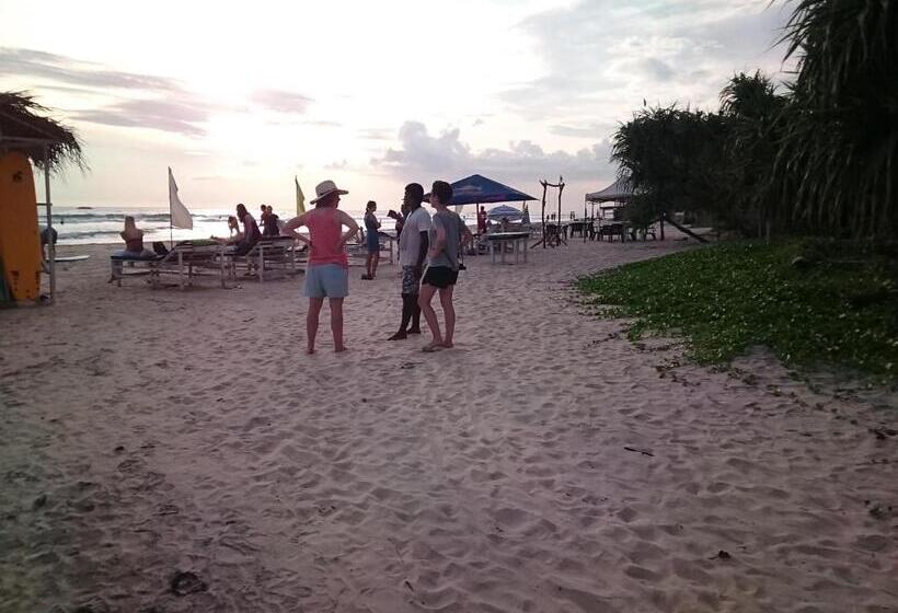 بنسيون Sun And Surf Rest